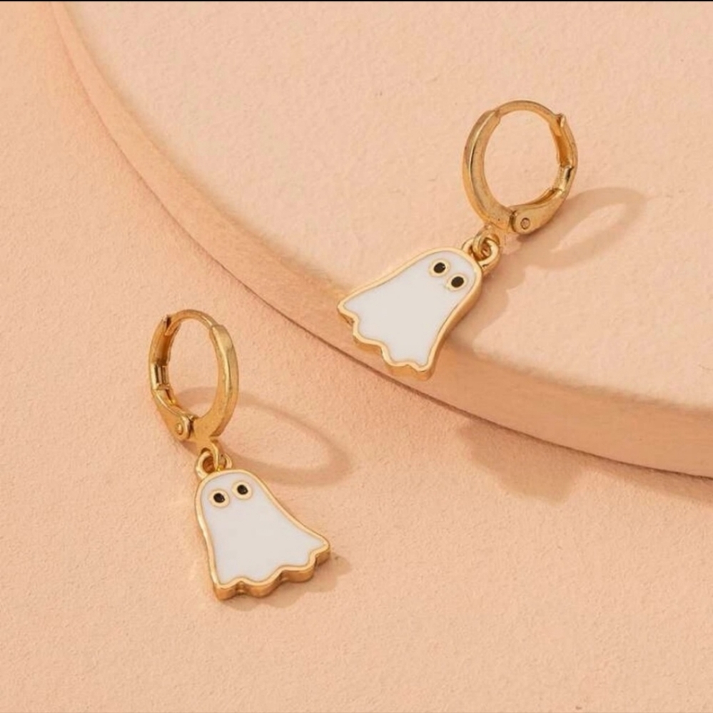 Ghost Earings - Picture 2 of 4
